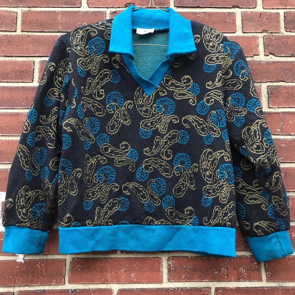 Vintage Unisex AM Casuals Top